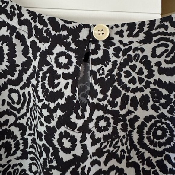 ALOHA! RIP SKIRT DRESS - SHORT BLACK AND WHITE - LOOSE FIT XL (16-18) - Picture 2 of 5